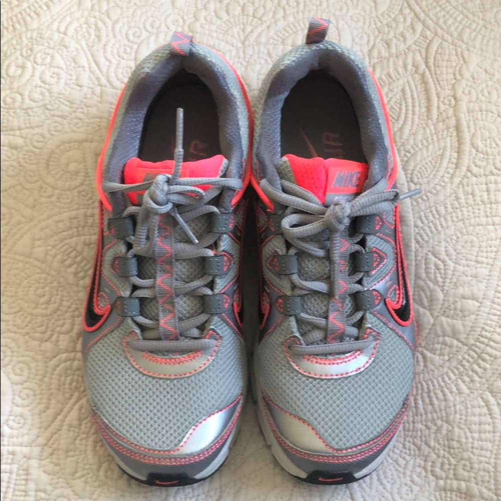 Nike air sneakers